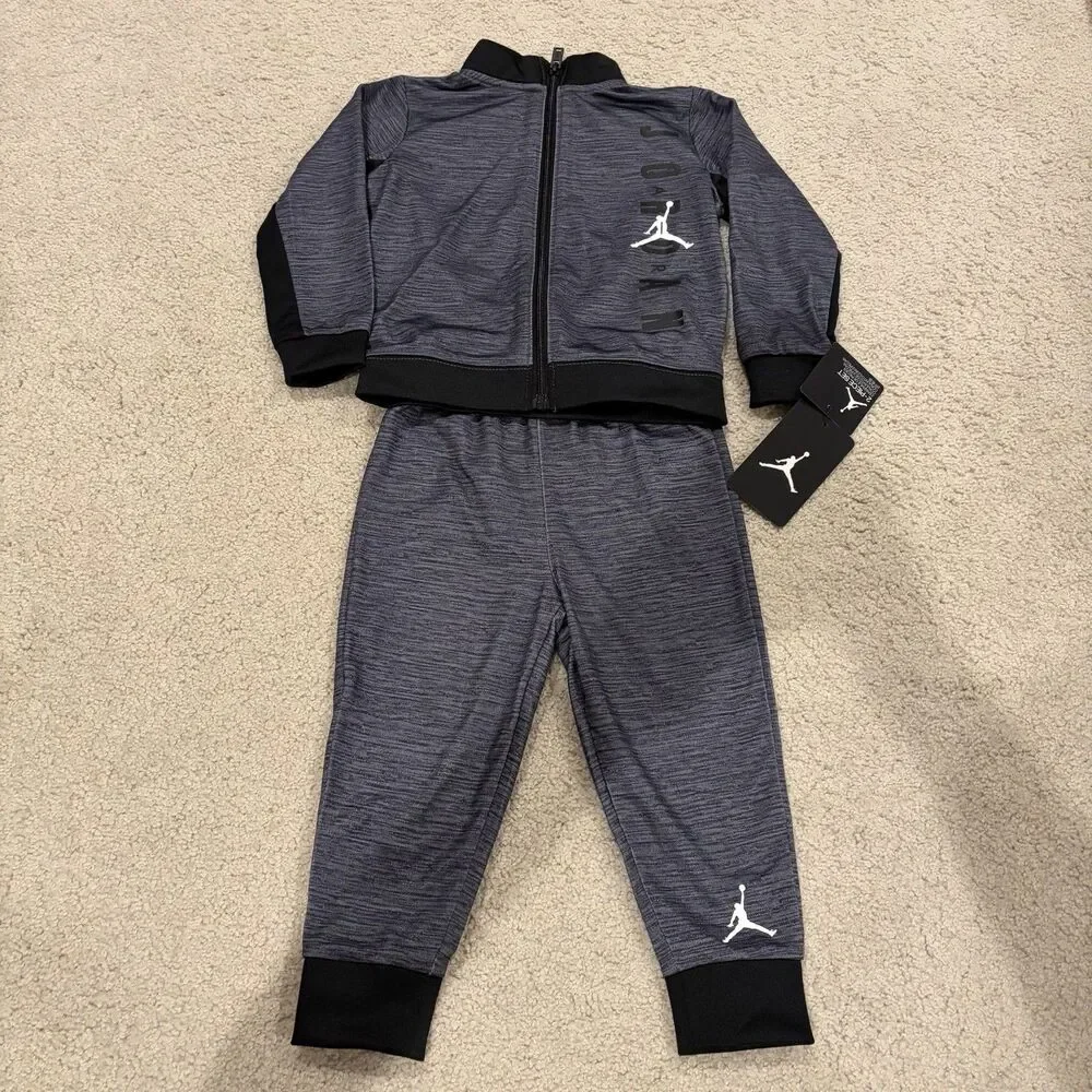 NWT Jordan Boys Toddler Full Zip Jacket Jogger Pants Tracksuit Set 24 Months